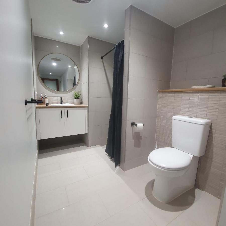 894 Holly Court *